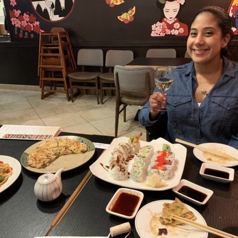 Yellowtail Japanese Bistro - Sushi Bars Near Me - Fairfield, New Jersey Yellowtail Japanese Bistro - Sushi Bars Near Me - Fairfield, New Jersey
