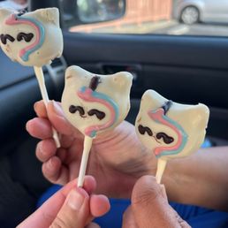 unicorn cake pop unicorn cake pop