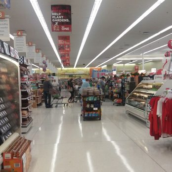 Hy-Vee Fast & Fresh - Bread area - Convenience Stores Near Me - Columbus, Nebraska Hy-Vee Fast & Fresh - Bread area - Convenience Stores Near Me - Columbus, Nebraska