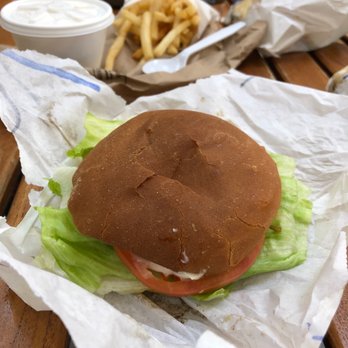W & M Bar-B-Q Burger - Tomato Royal, Fries, and Mac Salad - Burgers Near Me - Honolulu, Hawaii