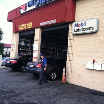 The Oilmen - This place always has customers - Oil Change Stations Near Me - El Monte, California The Oilmen - This place always has customers - Oil Change Stations Near Me - El Monte, California