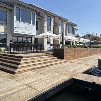Waterfront Bar & Grill - Back deck facing the water - Cocktail Bars Near Me - Horseshoe Bay, Texas Waterfront Bar & Grill - Back deck facing the water - Cocktail Bars Near Me - Horseshoe Bay, Texas