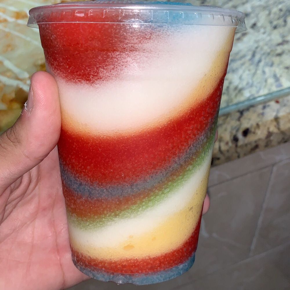 Sal & Paul's Pizzeria - Margarita pizza and slushy mix - Pizza Near Me - Brooklyn, New York