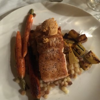 Cascade Dining Room - New American Near Me - Timberline Lodge, Oregon