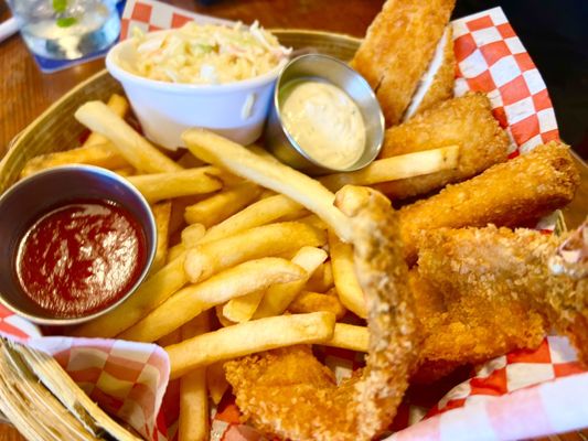 Uncle's Fish Market Bar & Grill - Pearlridge by null