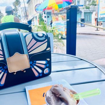 Ugo - Fun sightseeing location via Third Street Promenade! So colorful! - Gelato Near Me - Santa Monica, California Ugo - Fun sightseeing location via Third Street Promenade! So colorful! - Gelato Near Me - Santa Monica, California