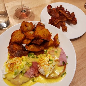 Benedict's - Original eggs Benedict - Breakfast & Brunch Near Me - Rochester, Minnesota