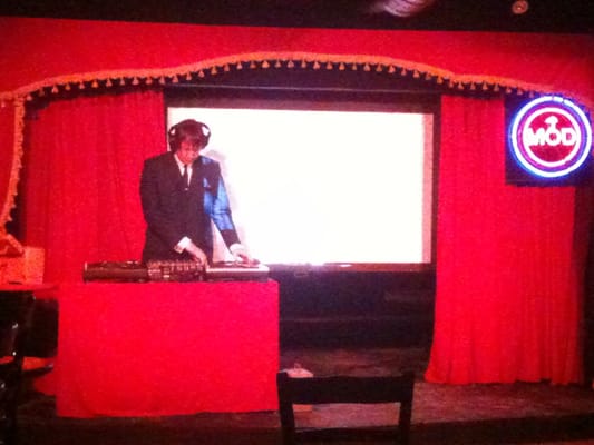 The Wiggle Room by null