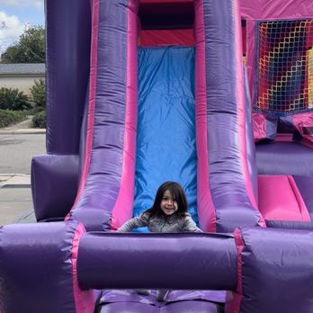 Aaron's Party Rental - Child on jumper slide - Party & Event Planning Near Me Aaron's Party Rental - Child on jumper slide - Party & Event Planning Near Me