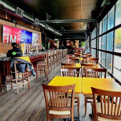 Tapps Restaurant and Bar - Interior