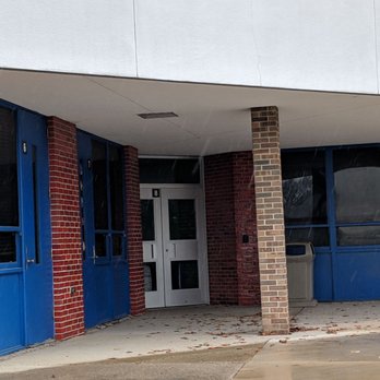 Tyler Elementary School - Elementary Schools Near Me - Belleville, Michigan