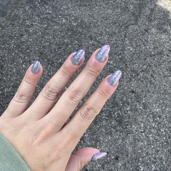 Le Petit Salon - I was so happy with the color and design! - Nail Salons Near Me - Tustin, California Le Petit Salon - I was so happy with the color and design! - Nail Salons Near Me - Tustin, California