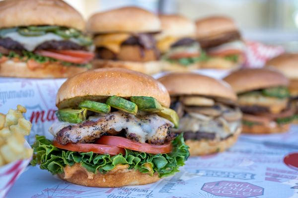 iniBurger - Gourmet Burgers by null