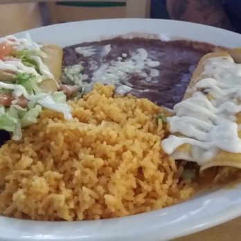 Mi Raza Restaurant - Mexican platter it has everything - Mexican Near Me - Winter Park, Florida