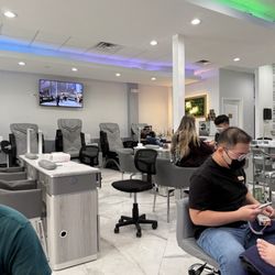 Davie Nails - Inside