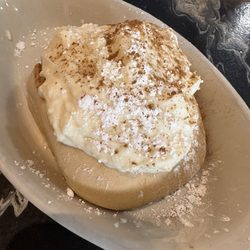 Cedar Street Cafe & Espresso Bar - Cinnamon roll