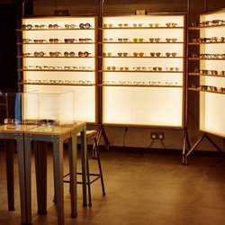OCO Optometric Spitalfields - Our unique digital customer interface assists our highly-experienced team in finding the right solution for you.