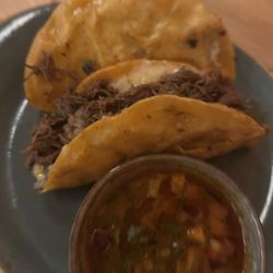 Lupo - Birria tacos