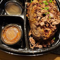 Smokey Mo's BBQ - Before drowning in sauce
