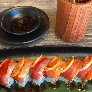 V Sushi - Elizabeth was a great hostess and Charlie made this delicious house roll 10 out of 10 experience very calm and clean - Sushi Bars Near Me - Milpitas, California V Sushi - Elizabeth was a great hostess and Charlie made this delicious house roll 10 out of 10 experience very calm and clean - Sushi Bars Near Me - Milpitas, California