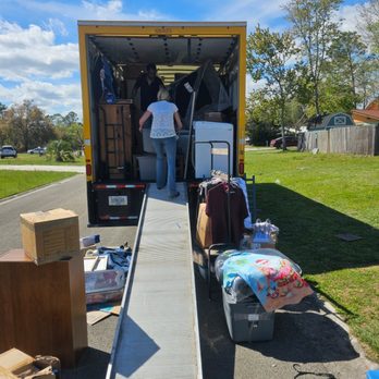 Sunshine State Movers - Will do our best to make sure everything is done in one load! - Movers Near Me - Jacksonville, Florida Sunshine State Movers - Will do our best to make sure everything is done in one load! - Movers Near Me - Jacksonville, Florida