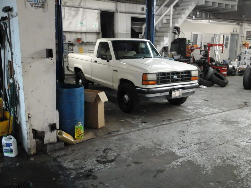 GENESIS AUTO BODY & TOWING Updated October 2024 10 Reviews 7490