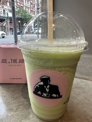 JOE & THE JUICE by null