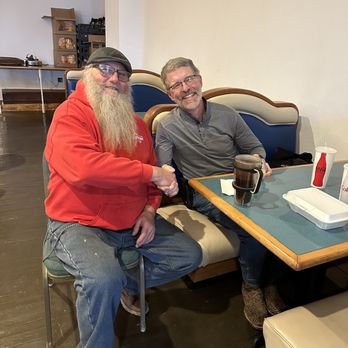 Daves Double Barrel BBQ - Dave says the best part of what he does is "taking time to sit and talk with my customers". - Barbeque Near Me - Westville, Illinois