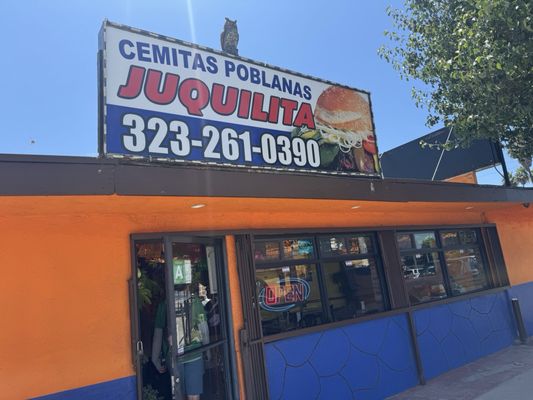 Cemitas Poblanas Juquilita by null