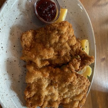 Zirkelwirt am Papagenoplatz - Original Veal Schnitzel - Austrian Near Me - Salzburg, 5 Zirkelwirt am Papagenoplatz - Original Veal Schnitzel - Austrian Near Me - Salzburg, 5