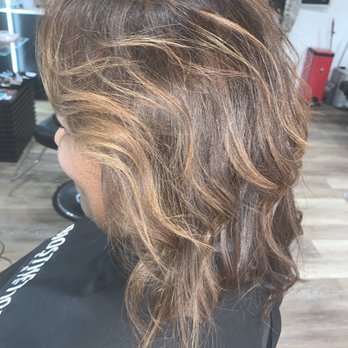 Cris Beauty Salon - Color and cut - Hair Stylists Near Me - Miami, Florida