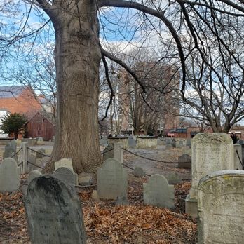 Old Burying Point Cemetery - Funeral Services & Cemeteries Near Me - Salem, Massachusetts Old Burying Point Cemetery - Funeral Services & Cemeteries Near Me - Salem, Massachusetts