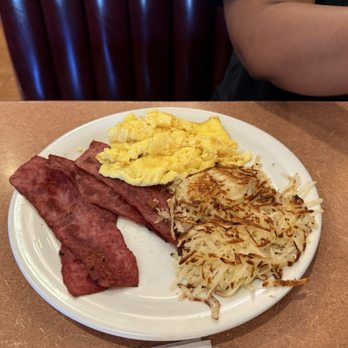 Denny's - Hash Browns Egg Turkey Bacon - Diners Near Me - El Paso, Texas