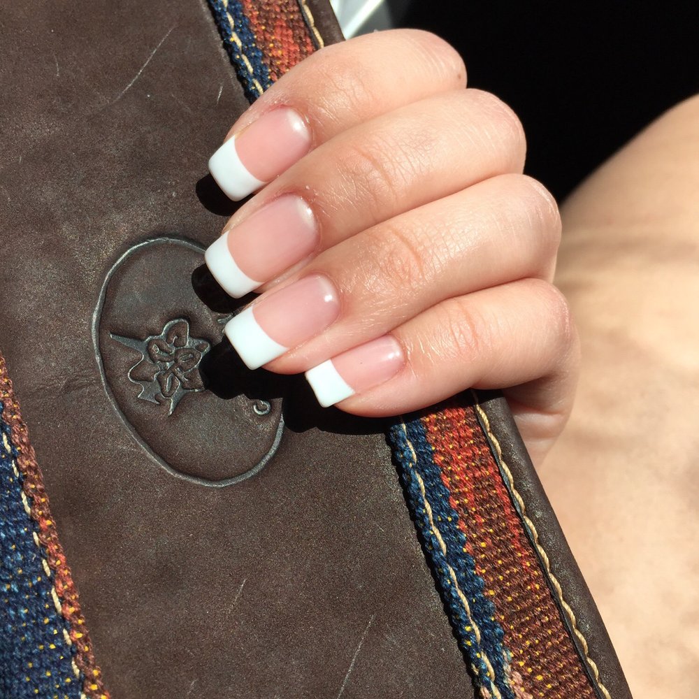 Beautifully done French mani shellac Beautifully done French mani shellac