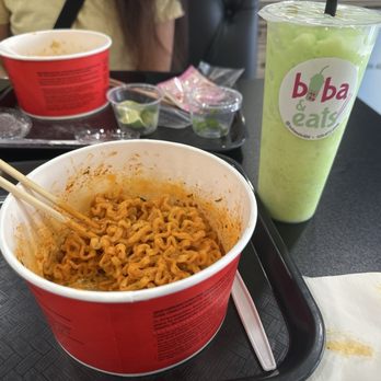 Boba & Eats - Buldak spicy chicken carbonara with honeydew smoothie - Bubble Tea Near Me - El Monte, California