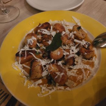 Traif - Toasted Parisienne gnocchi butternut squash white truffle butter balsamic ricotta salata 4/5 - New American Near Me - Brooklyn, New York