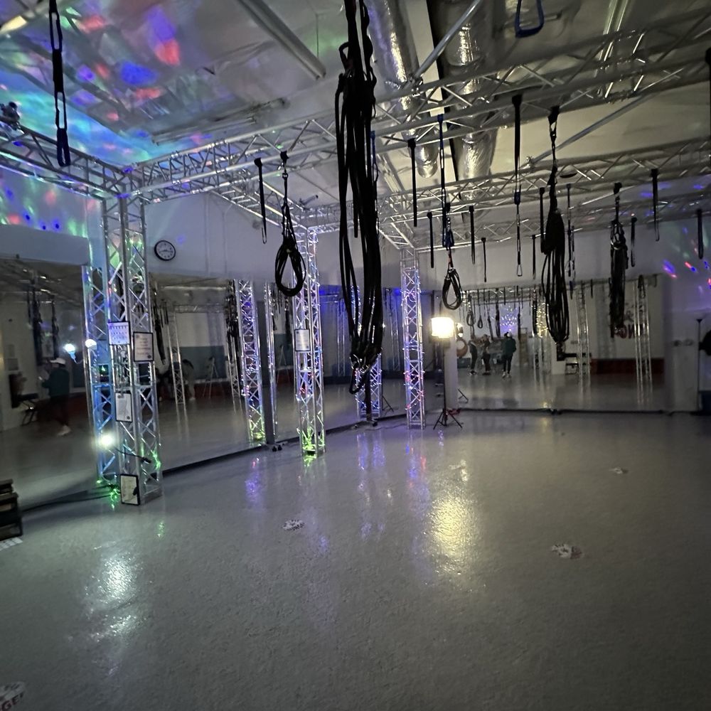 Air Fit Bungee - Aerial Fitness Near Me - Burbank, California