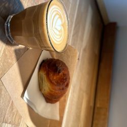 Roast Coffee - Cortado and cardamom roll
