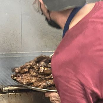 Dunellen BBQ - Grilling pork ribs - Barbeque Near Me - Dunellen, New Jersey