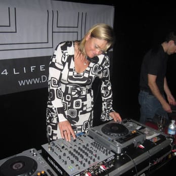 DJ Rubia - DJ Rubia at Supperclub - DJs Near Me DJ Rubia - DJ Rubia at Supperclub - DJs Near Me