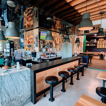 Slowpokes - Counter / Bar - Cafes Near Me - Houston, Texas Slowpokes - Counter / Bar - Cafes Near Me - Houston, Texas