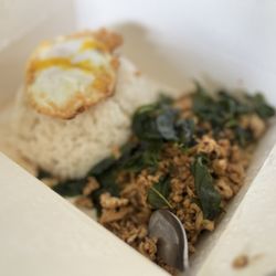 Khamdee Thai Cookhouse - Pad Krapow Gai (Spicy Ground Chicken)