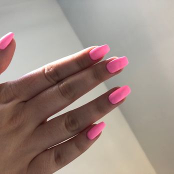 Avenue Nails - Nail Salons Near Me - New York, New York