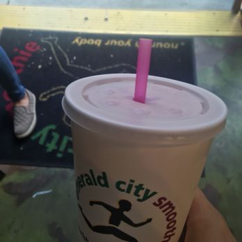 Emerald City Smoothie - Juice Bars & Smoothies Near Me - Lynnwood, Washington Emerald City Smoothie - Juice Bars & Smoothies Near Me - Lynnwood, Washington