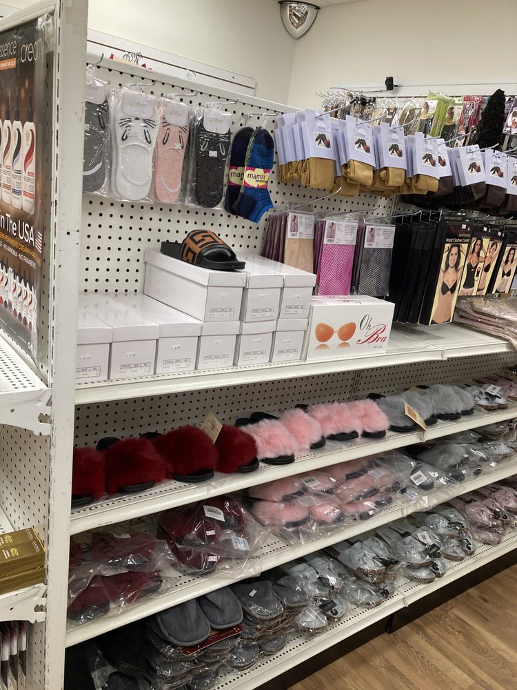 DIAMOND BEAUTY SUPPLY Updated October 2024 12223 Hampton Way, Wake