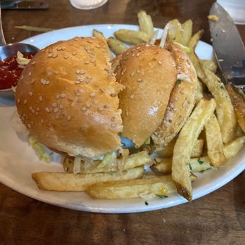 Public House - Sports Bars Near Me - San Francisco, California Public House - Sports Bars Near Me - San Francisco, California
