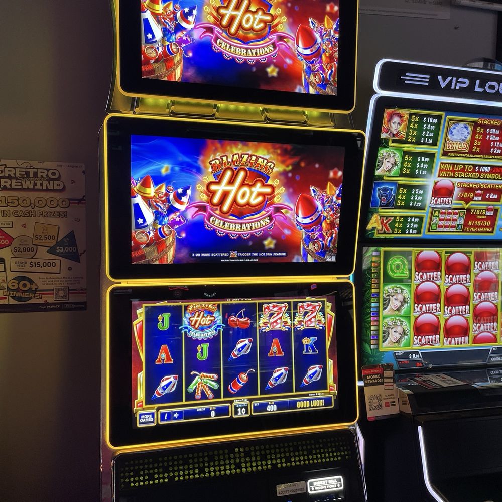 The Best 10 Pool Halls near Topgolf in Naperville, IL - Yelp