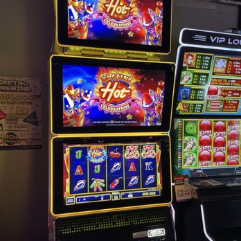 QBar - Slot machine - Pool Halls Near Me - Warrenville, Illinois QBar - Slot machine - Pool Halls Near Me - Warrenville, Illinois