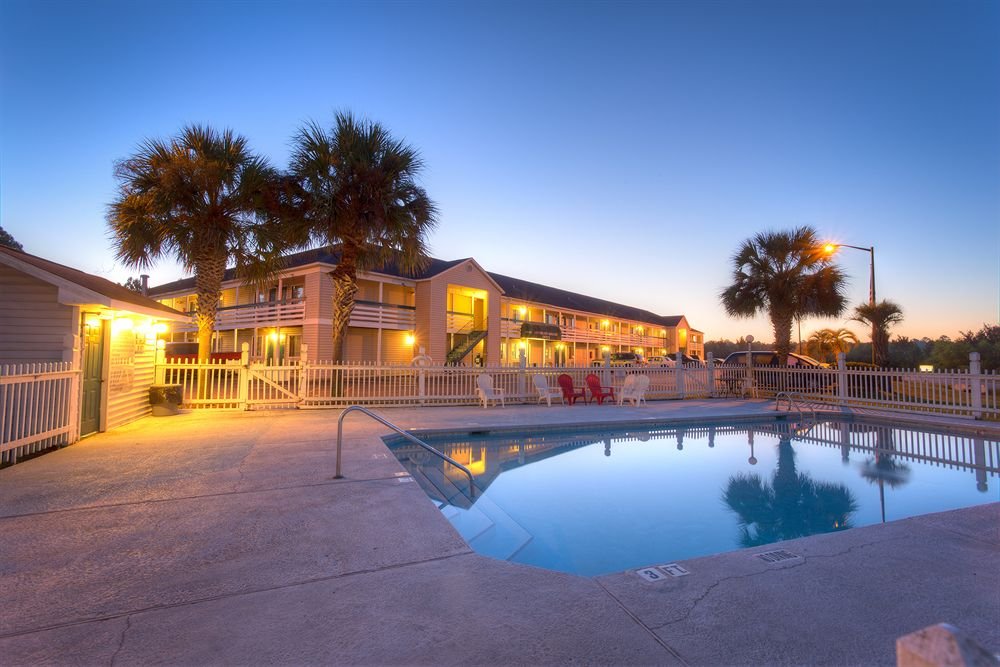 CUMBERLAND KINGS BAY LODGE Updated October 2024 603 Sand Bar Dr