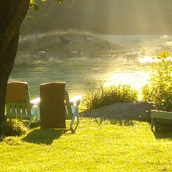 Maple House Bed & Breakfast - Bed & Breakfast Near Me - Rowe, Massachusetts Maple House Bed & Breakfast - Bed & Breakfast Near Me - Rowe, Massachusetts
